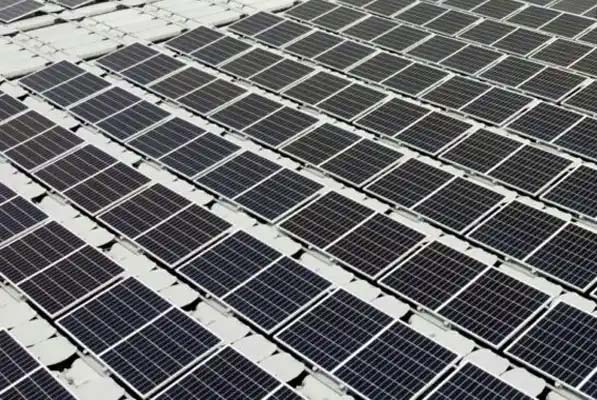建設漂浮太陽能發(fā)電站 - 你需要知道的幾個點