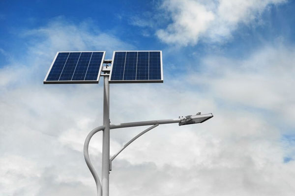 太陽(yáng)能LED路燈的選擇和應(yīng)用